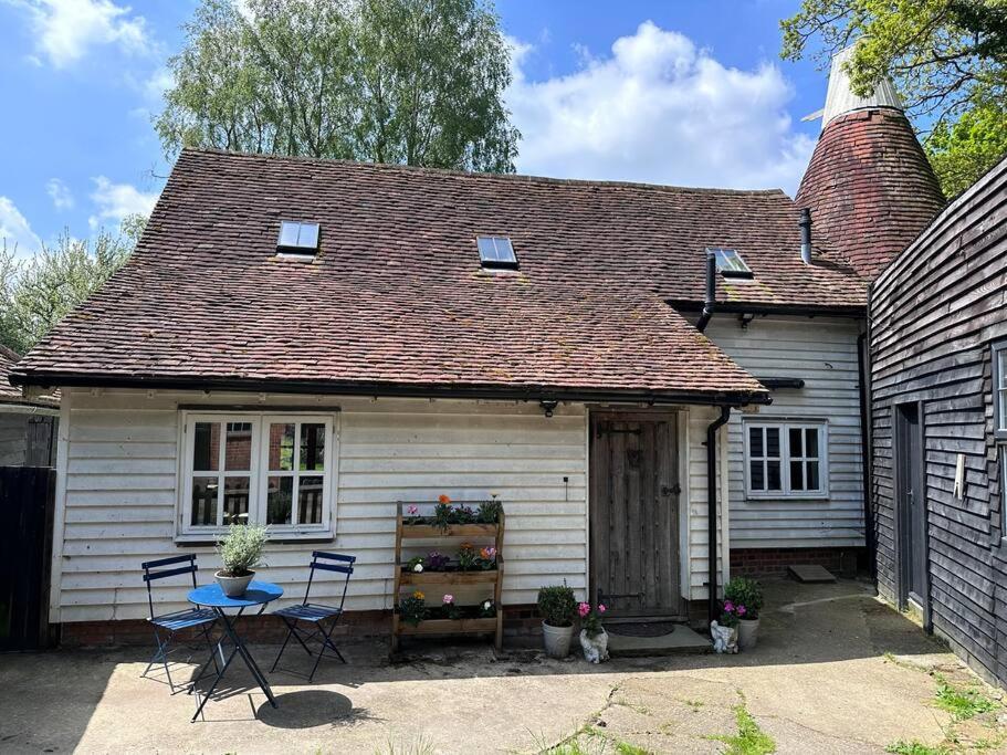 Beautiful 2 Bed Oast - 15 Acre Farm - Tunbridge Wells别墅 外观 照片