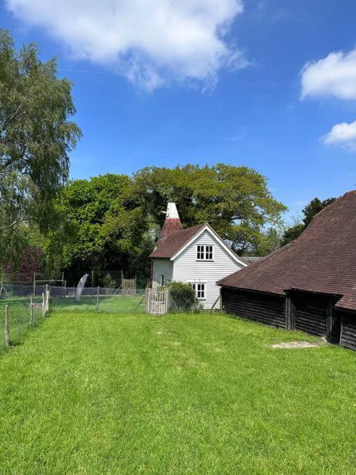 Beautiful 2 Bed Oast - 15 Acre Farm - Tunbridge Wells别墅 外观 照片